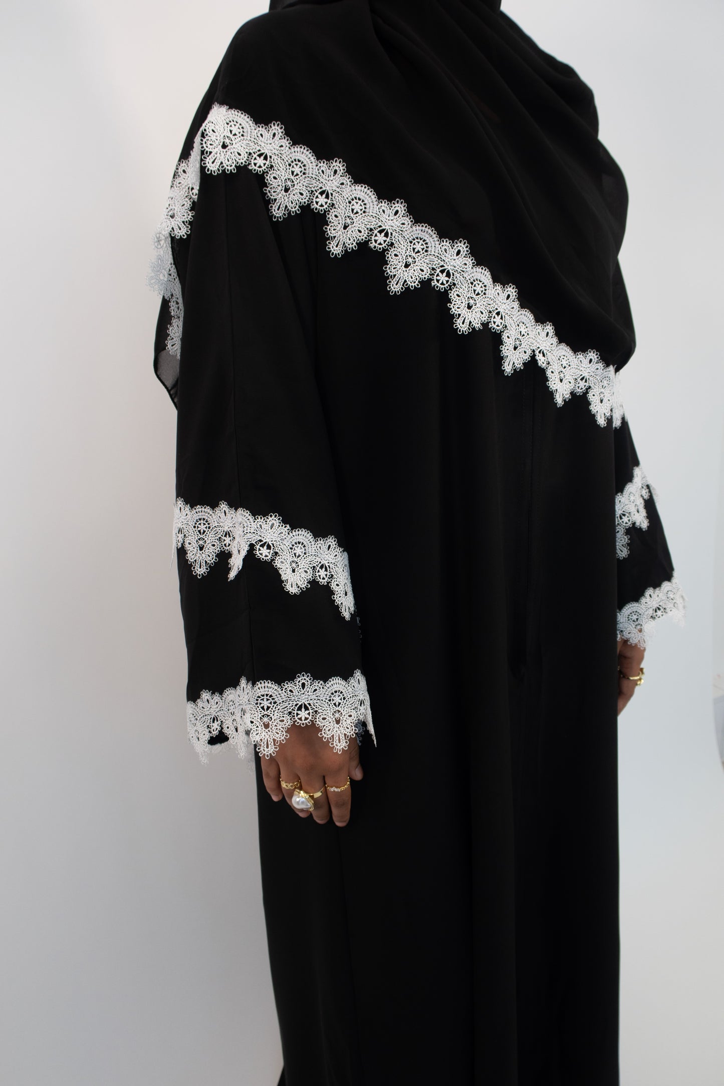 Noor Abaya