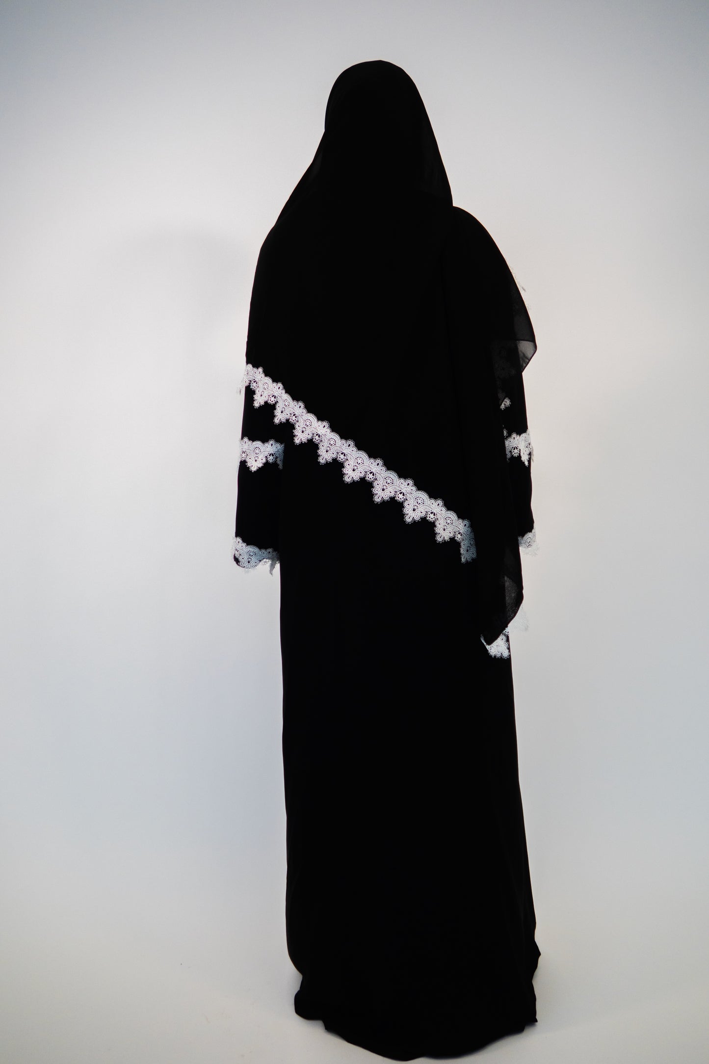 Noor Abaya
